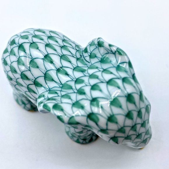 Herend green fishnet Miniature Elephant Figurine VHV---05265-0-00 - Picture 5 of 12